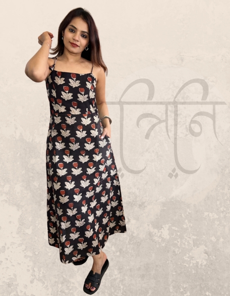 Noodle strap Maxi Dress